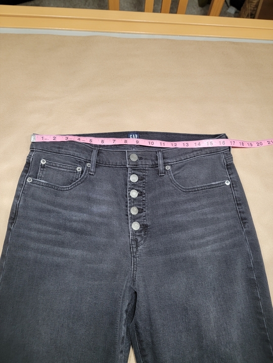 GAP Size 14/32 Washed Black Button Fly Flare Leg Jeans, Raw/Frayed Hem - Picture 8 of 15